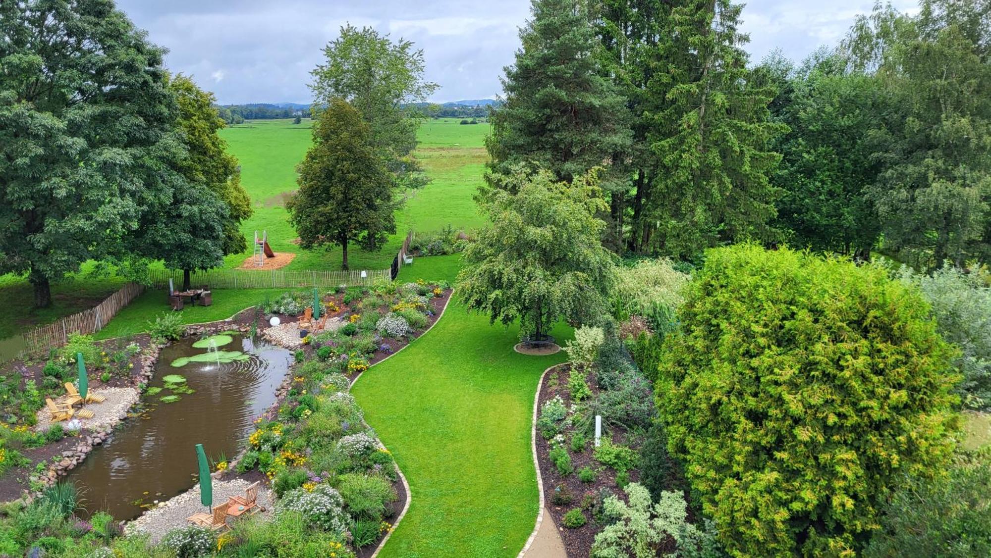 Komfort Ferienwohnungen Mit Wellness-Garten - Gaestehaus Am Bachlauf - Losheim Am See חדר תמונה