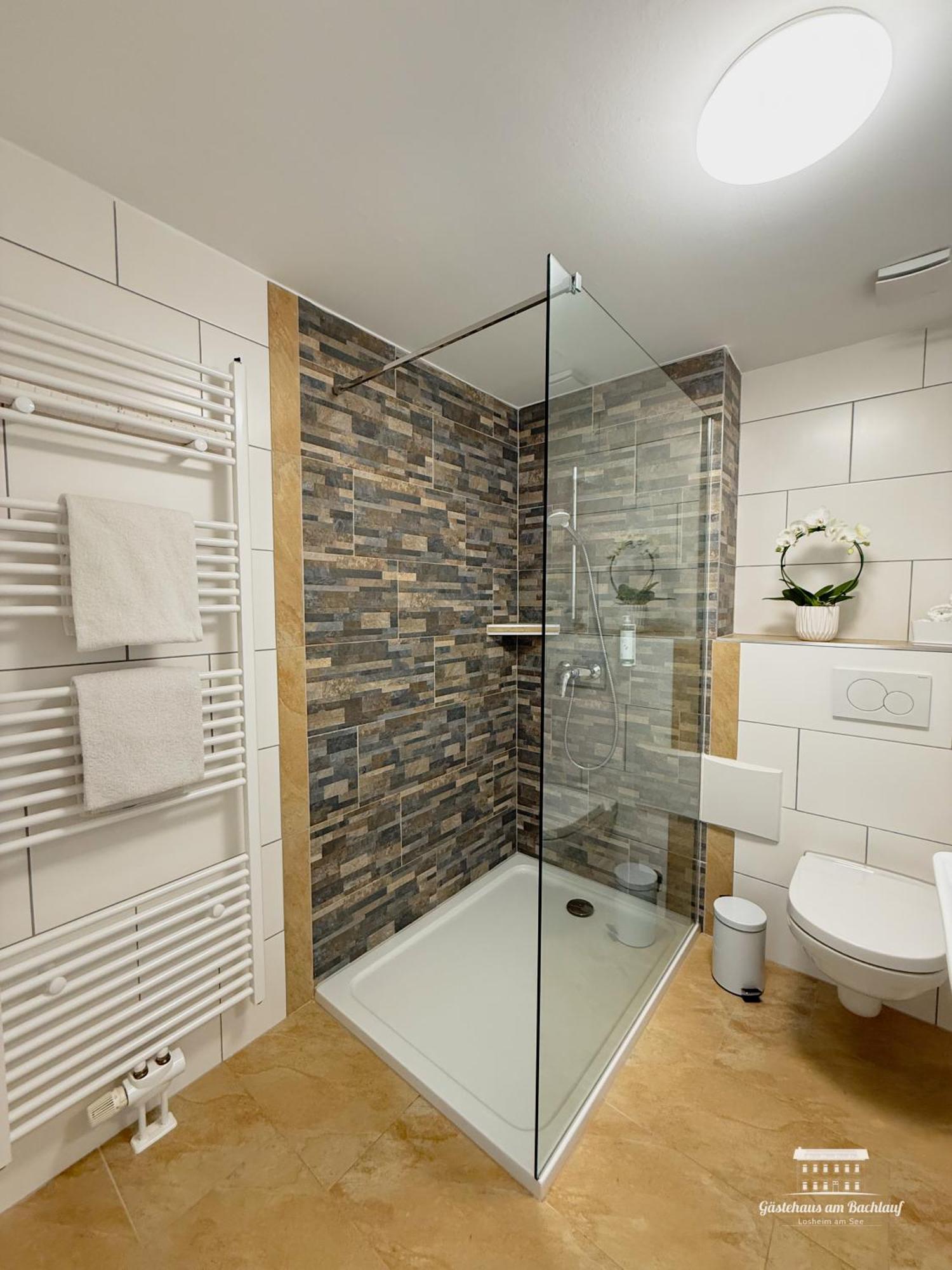 Komfort Ferienwohnungen Mit Wellness-Garten - Gaestehaus Am Bachlauf - Losheim Am See מראה חיצוני תמונה